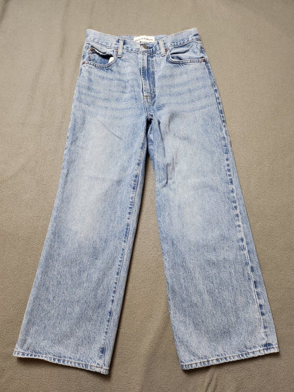 Denim Forum Farrah Hi-Rise Wide Cropped Jeans Light Wash Size 26